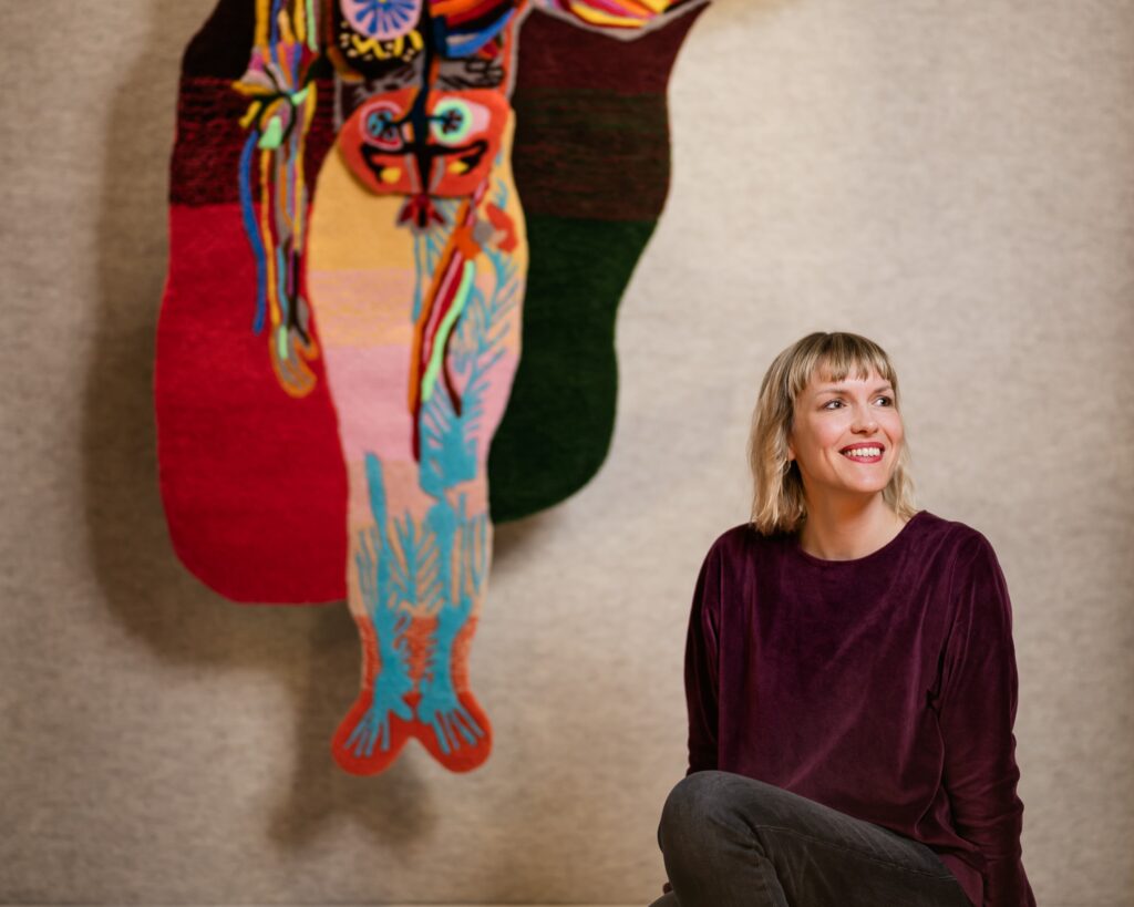 Oeuvre Anatomia de l'artiste roxanne andres et Roxanne Andres, dans le cadre de l'exposition Faisons corps du MAIF Social Club