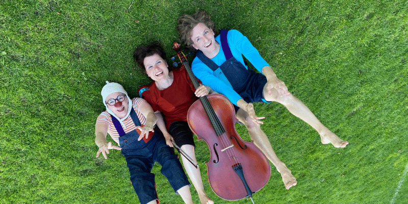 Un jongleur, une violoncelliste et une comédienne
