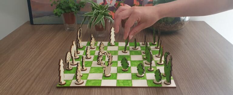 Jeu d’échecs forestier