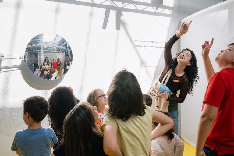 Visite contée famille de l’expo « Faisons corps »