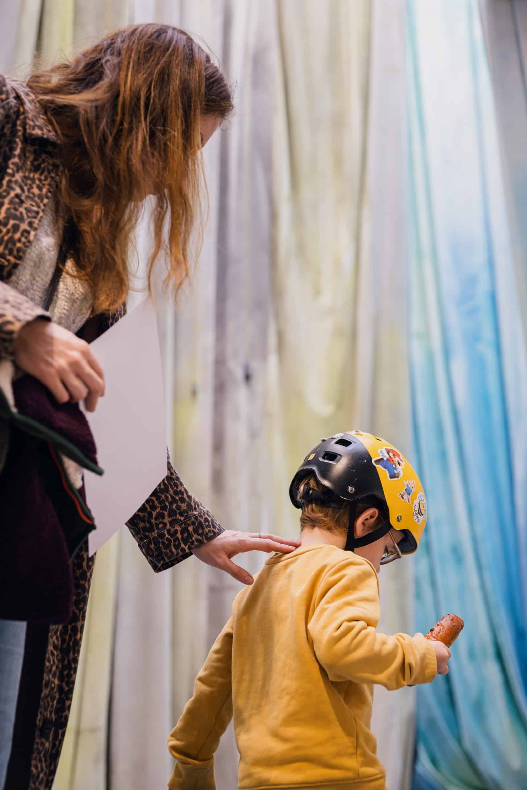 Exposition "Voir la Mer", sous la direction de la commissaire Lauranne Germond, au MAIF Social Club, photographiée lors du vernissage public le 11 Octobre 2025 par Jean-Louis Carli.